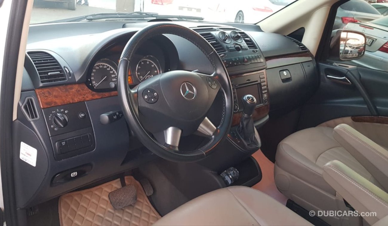 Mercedes-Benz Viano Mercedes benz viano model 2015 GCC car prefect condition full option panoramic roof leather seats ba