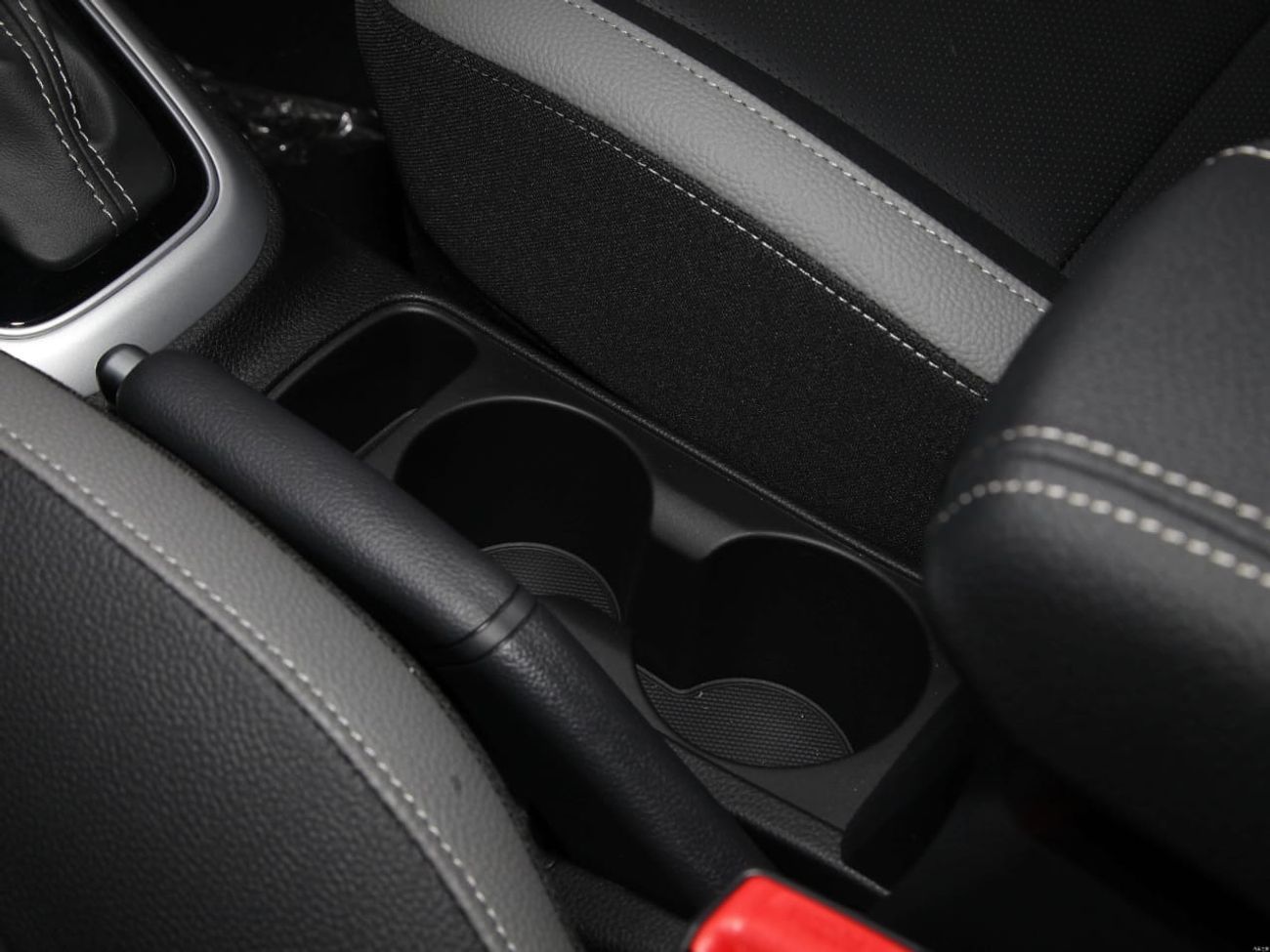 Kia KX1 Kia KX1 DUAL TONE | 1.4L V4 PETROL | CVT WITH SUNROOF | PUSH START | DVD CAMERA