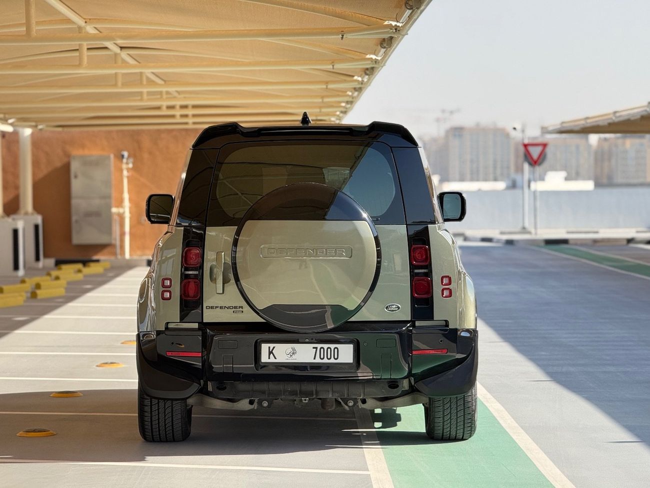 Land Rover Defender 90 SE P400 3.0L