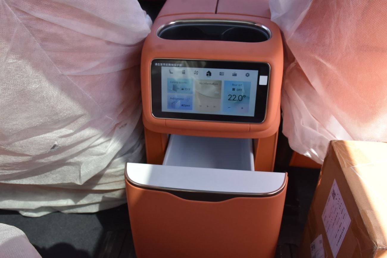 لينك أند كو 900 900 EM