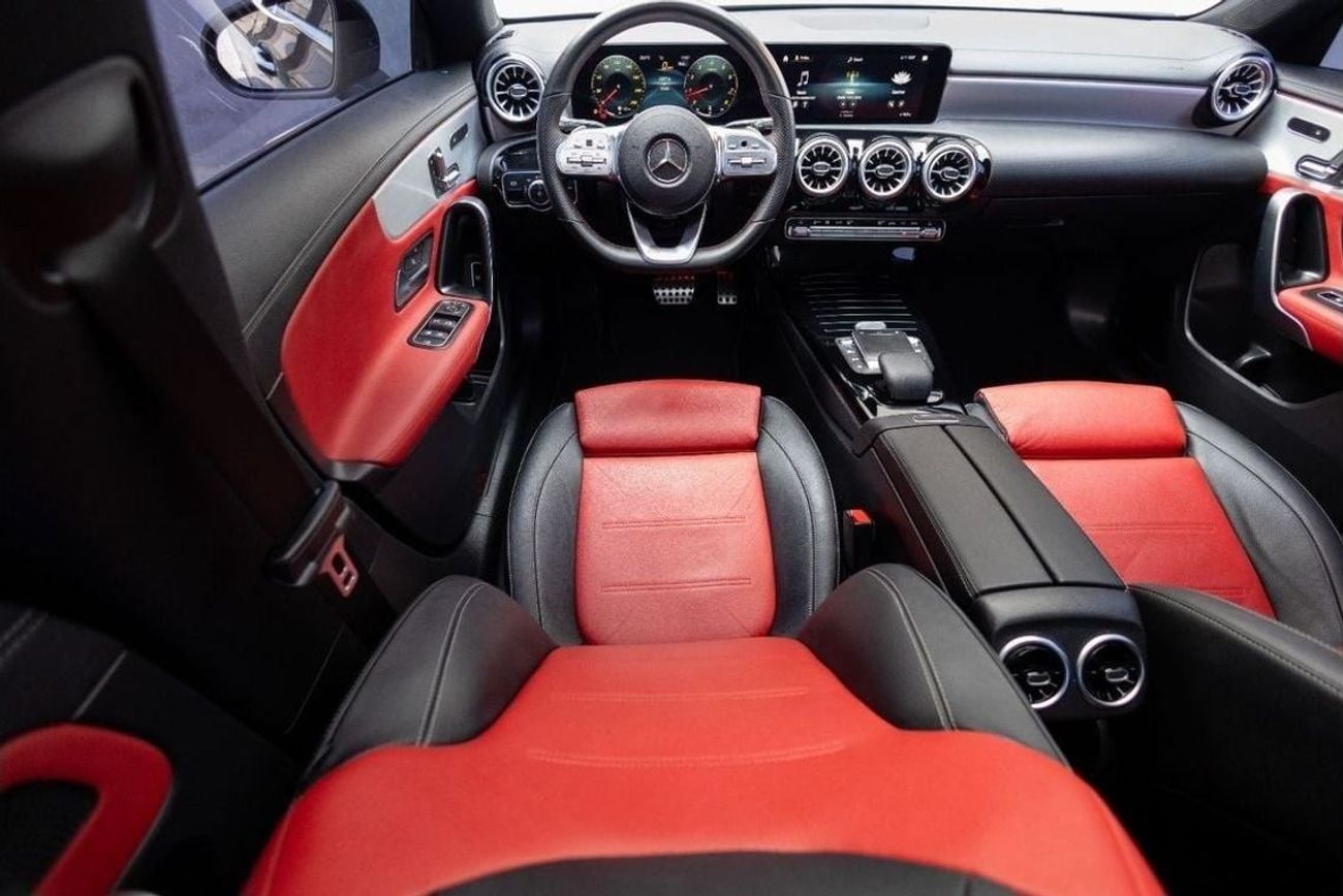 Mercedes-Benz CLA 250 Premium + 2.0L Mercedes-Benz CLA250 2022 GCC under Agency Warranty with Flexible Down-Payment.