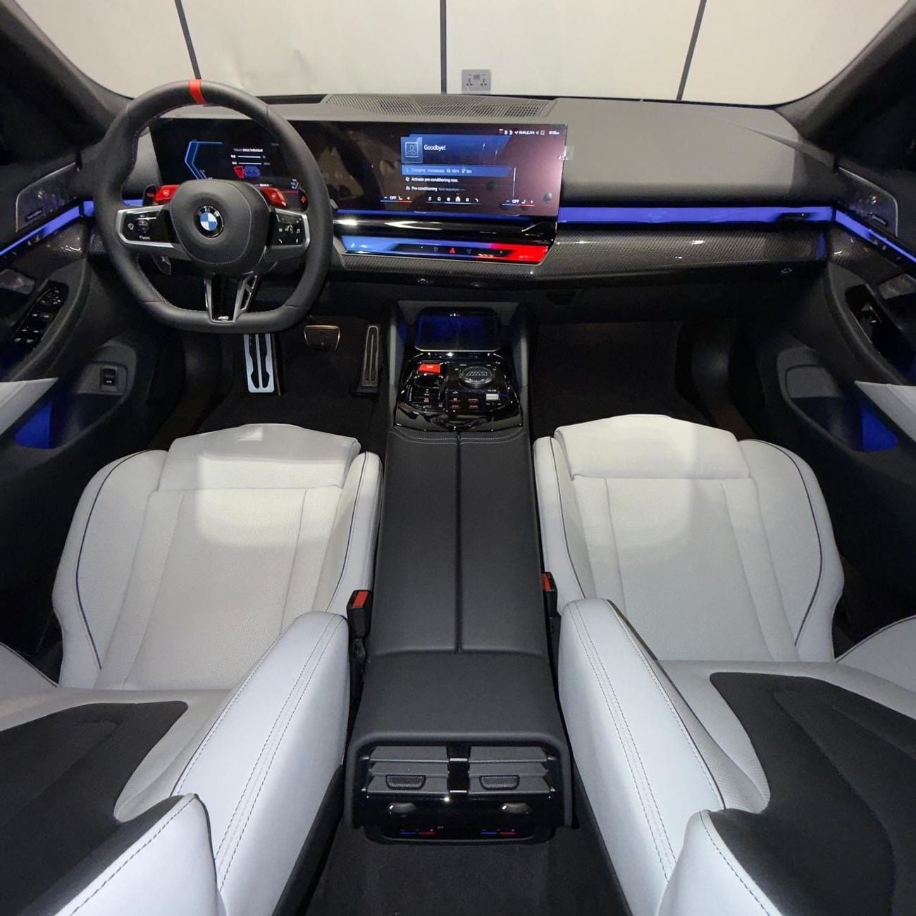 BMW M5 MASTERCLASS | GCC | 3 years warranty and service contract