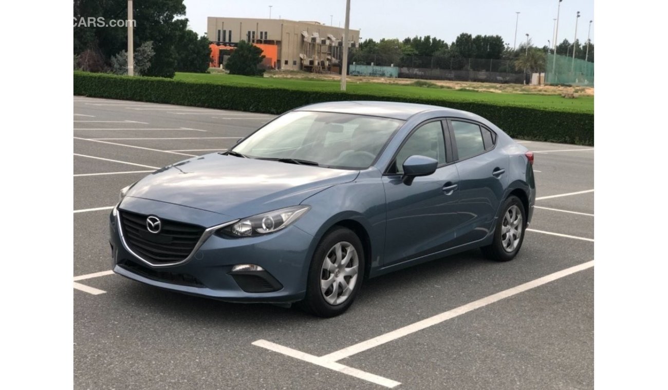 Mazda 3 MODEL 2016 GCC CAR PERFECT CONDITION INSIDE AND OUTSIDE LOW MILEAGE