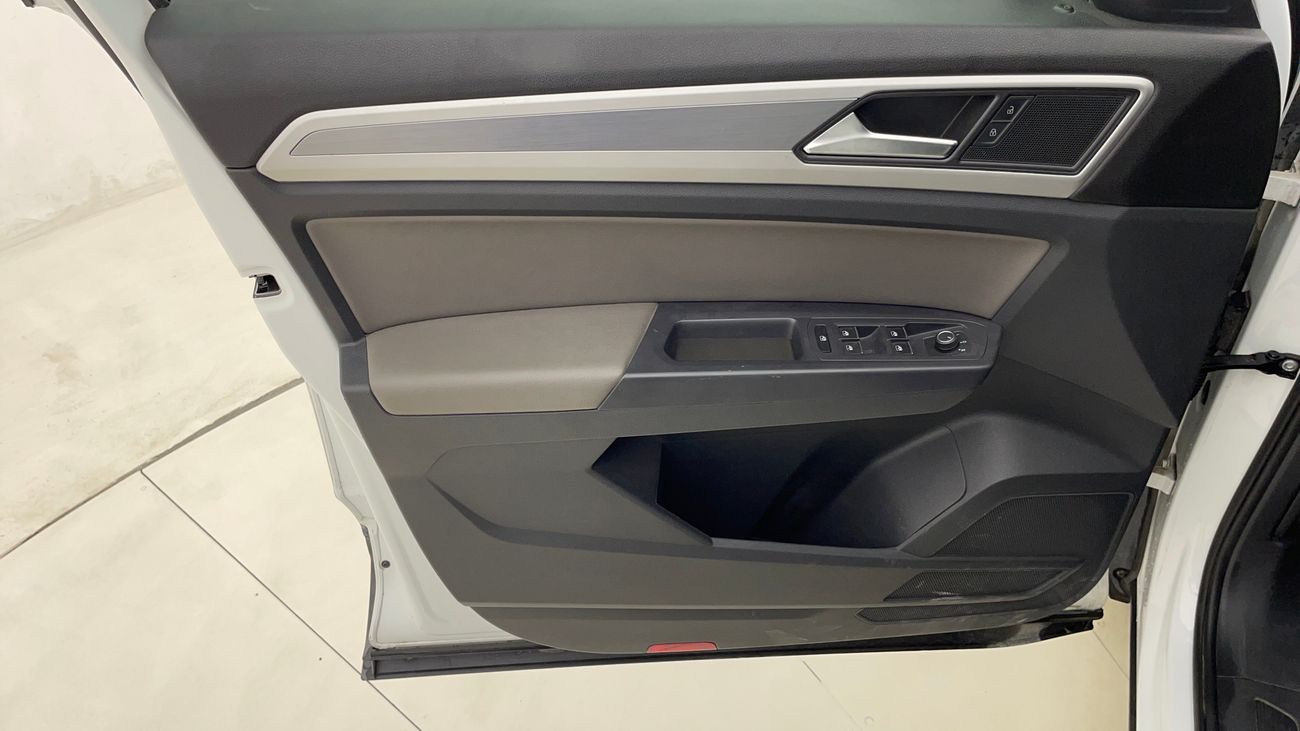 فولكس واجن تيرامونت TREND LINE 3.6 | بدون دفعة مقدمة | اختبار القيادة في المنزل