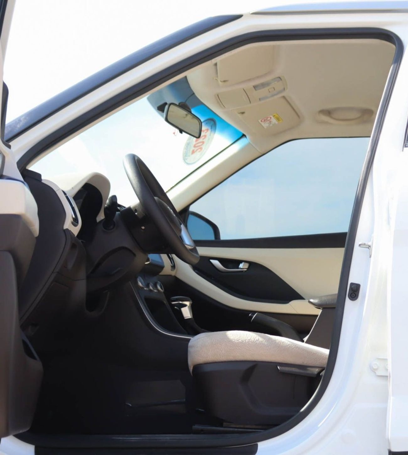 Hyundai Creta Base 1.6L Hyundai Creta 1.6 L 2023 Korean accident-free in excellent condition