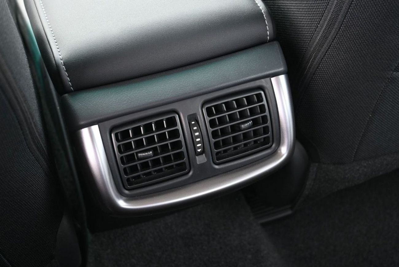 تويوتا هيلوكس Toyota Hilux SR5 2.4L Diesel Automatic, Double Cab,  Color Black , Model 2023