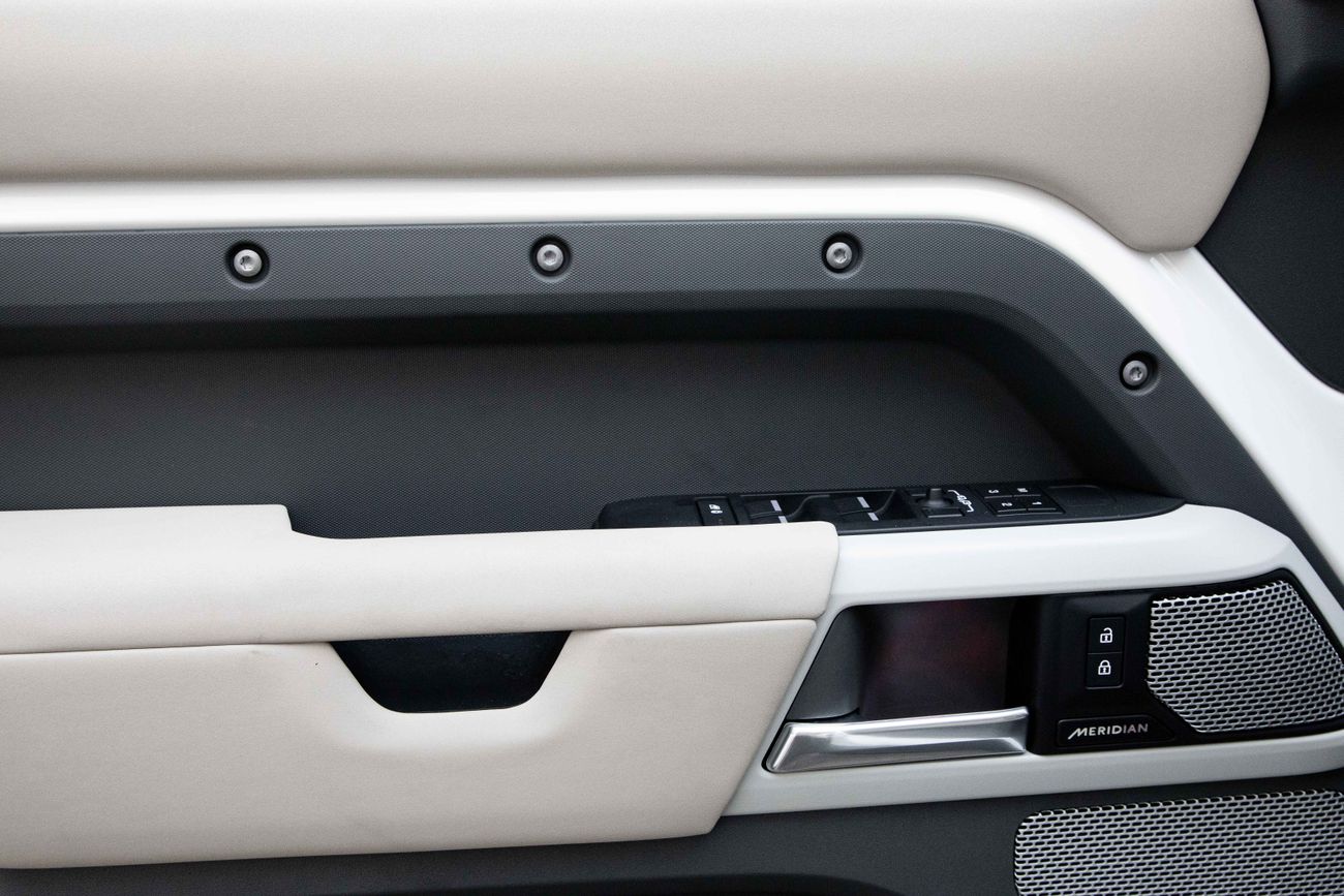 Land Rover Defender Defender P400 HSE | 6,169 P.M | 0% Downpayment | Agency Warranty!