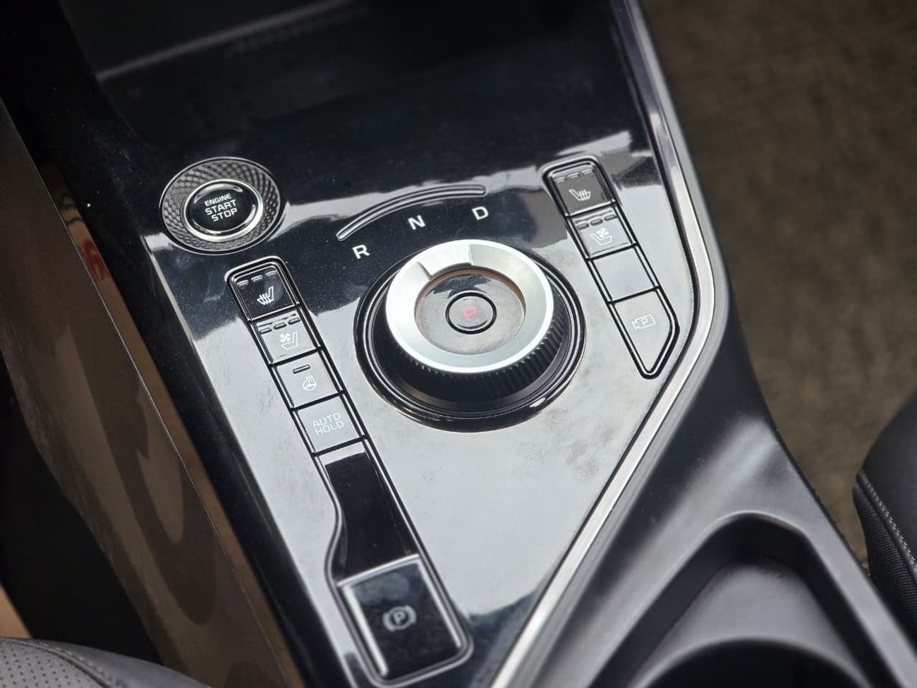 كيا نيرو KIA NIRO 2025 HYBRID // KOREAN // ORGINAL PAINT // ACCIDENT FREE // PERFECT CONDITION // LOW MILEAGE