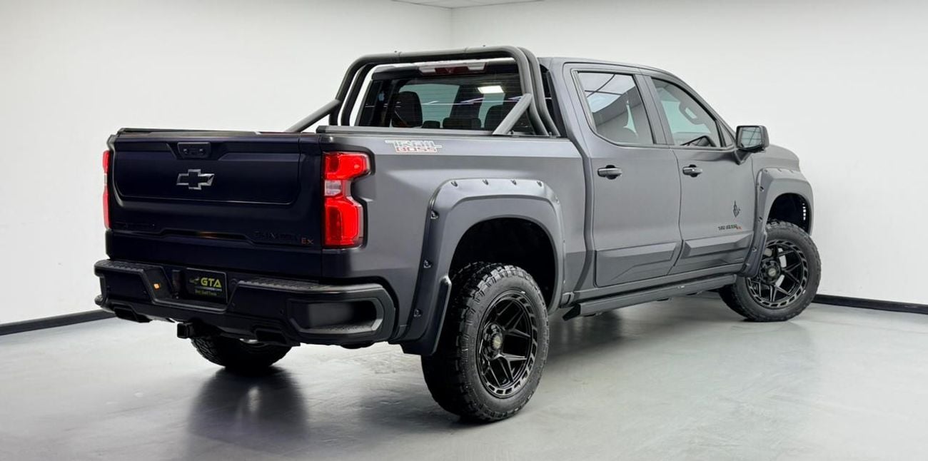شيفروليه سيلفارادو 2023 Chevrolet Silverado Trail Boss Z71 Shaheen Edition, 2027 Chevrolet Warranty, Low Km, GCC
