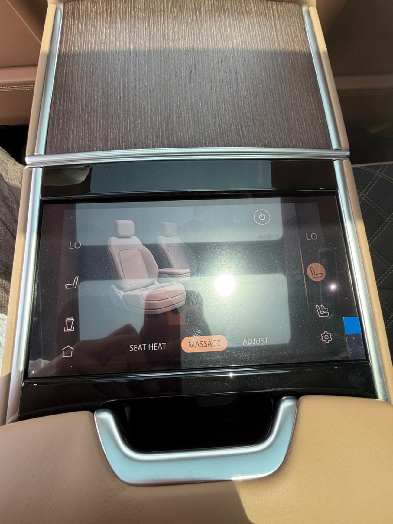 برابوس 700 - رينج روفر SV P615