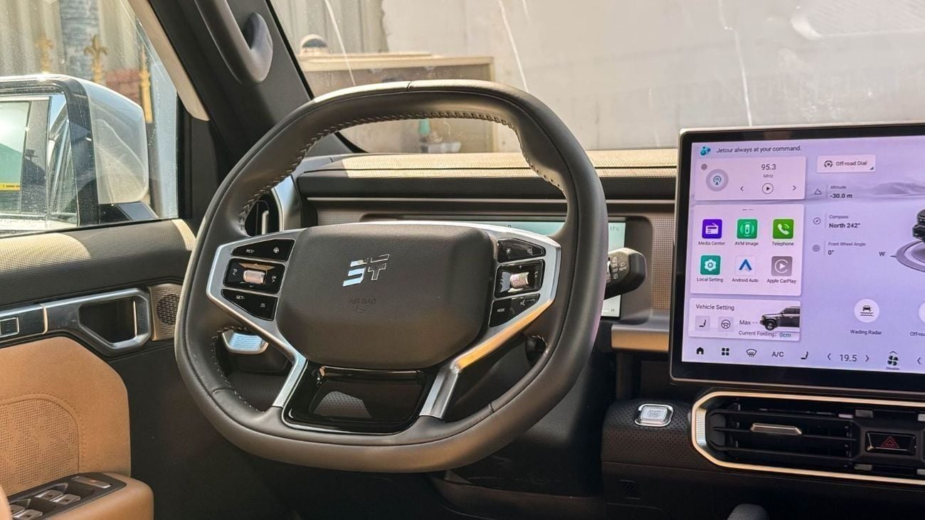 Jetour T2 Luxury 2025 GCC Low Mileage 2.0L Turbo 4 Cylinders