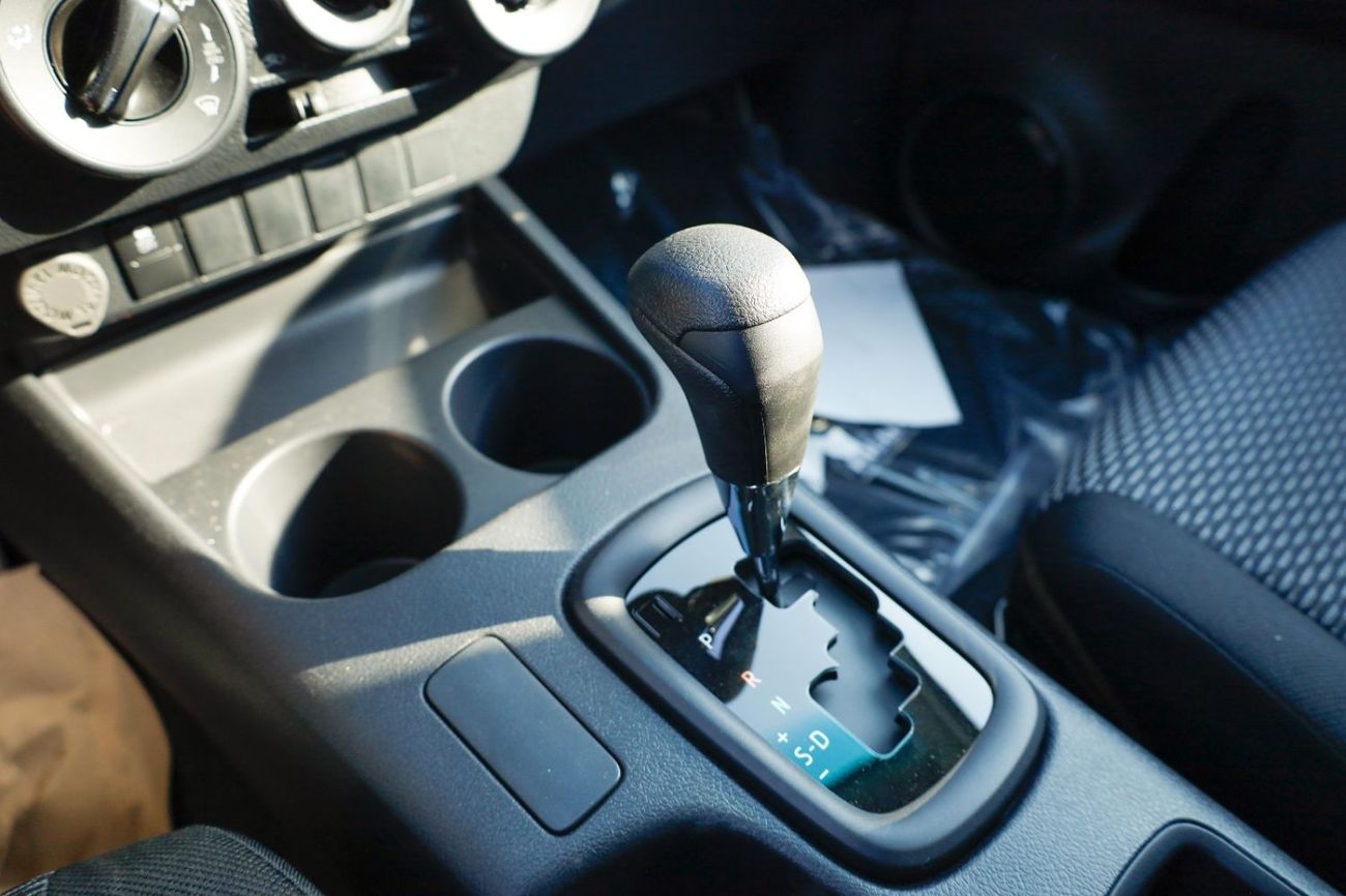 تويوتا هيلوكس TOYOTA HILUX 2.4L DIESEL 4WD DOUBLE CAB DLX-G AUTO