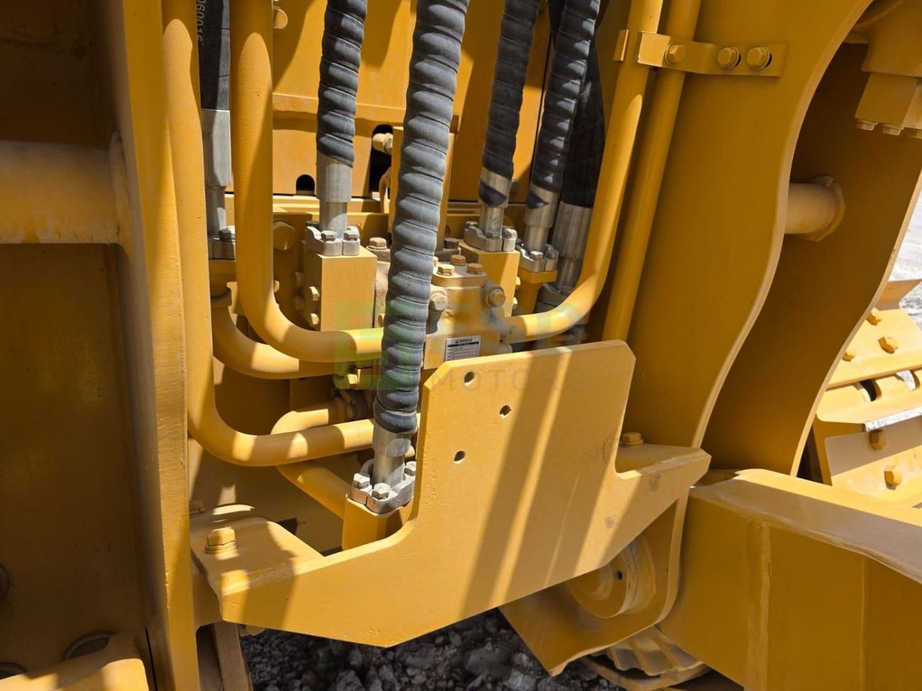 s Powerplus D155B-II Crawler Bulldozer MY-2023