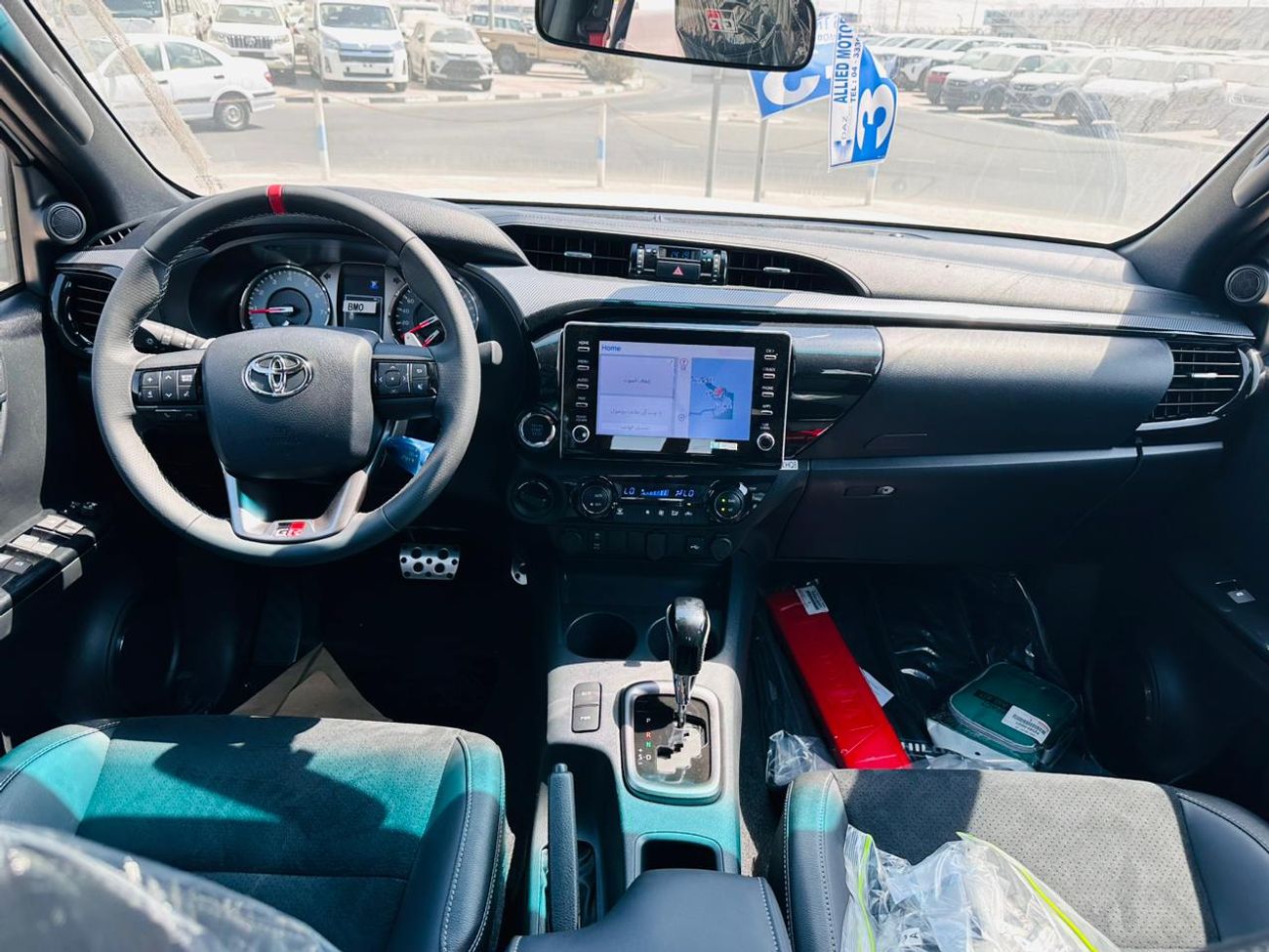 تويوتا هيلوكس TOYOTA HILUX D/CAB P/UP 4X4 4.0L PETROL GR-S WITH REAR STEP 2025