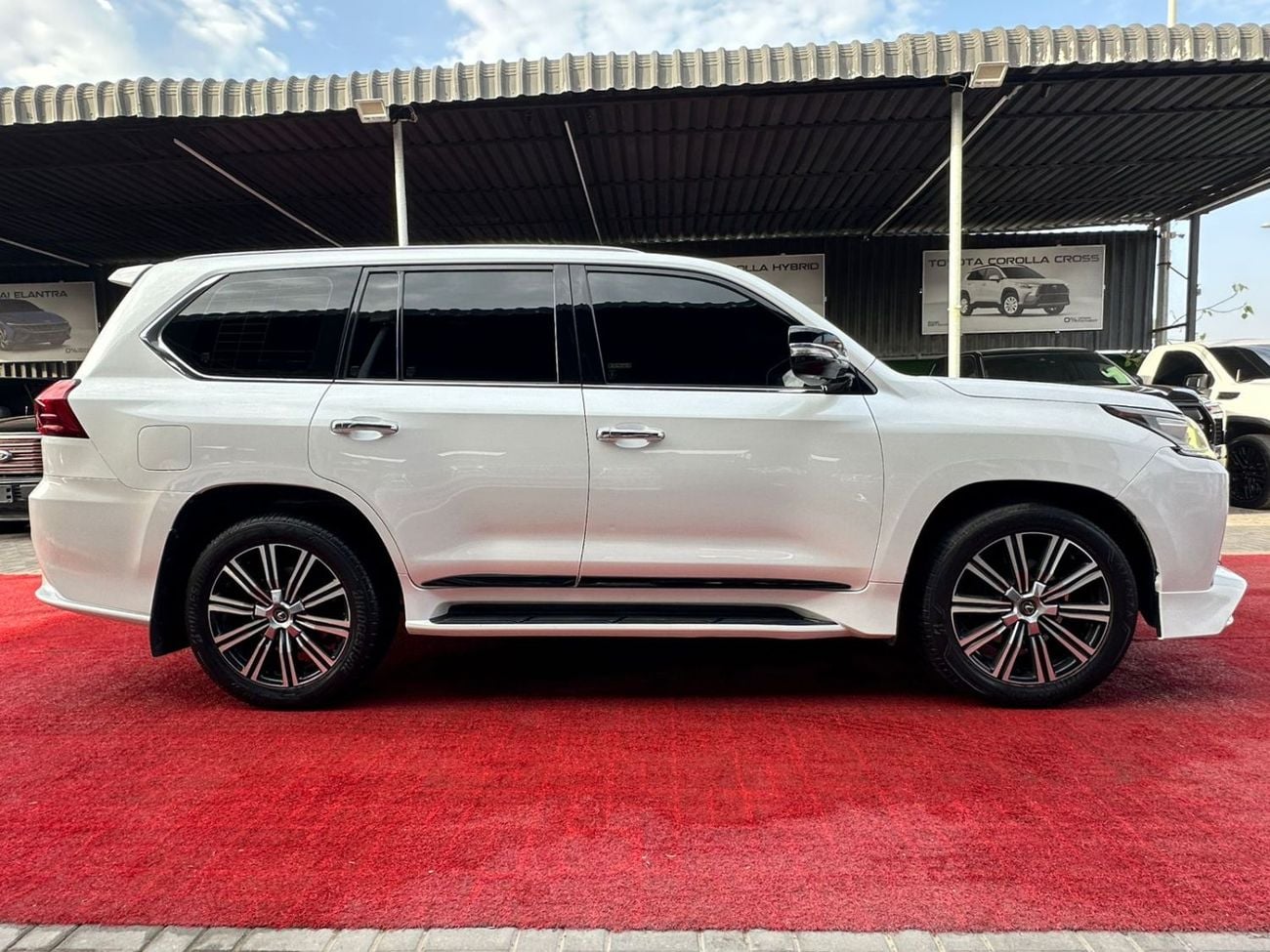 Lexus LX 570 Sport 5.7L