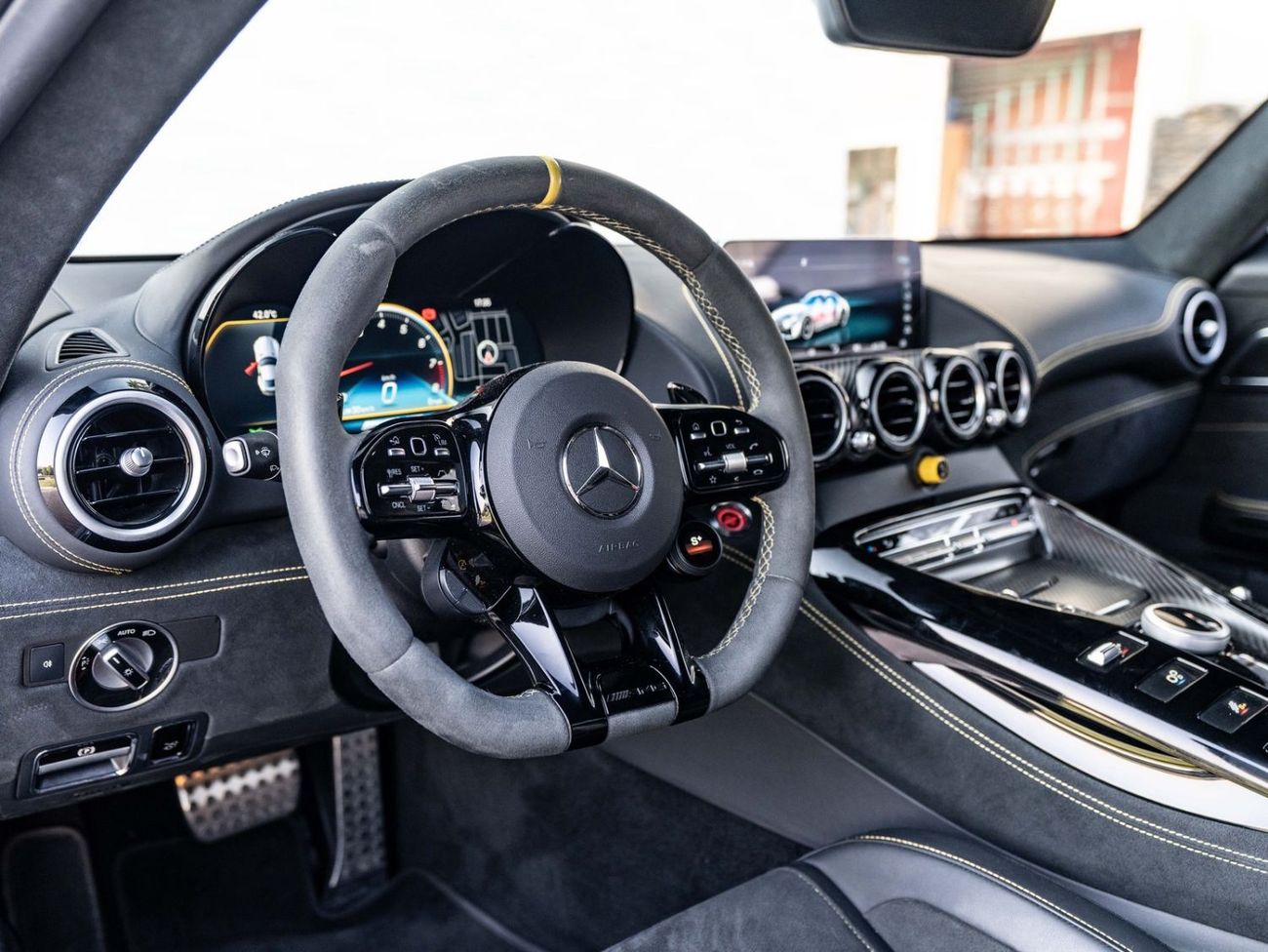 مرسيدس بنز AMG GT R Mercedes-Benz AMG GT R 2021 مواصفات خليجية