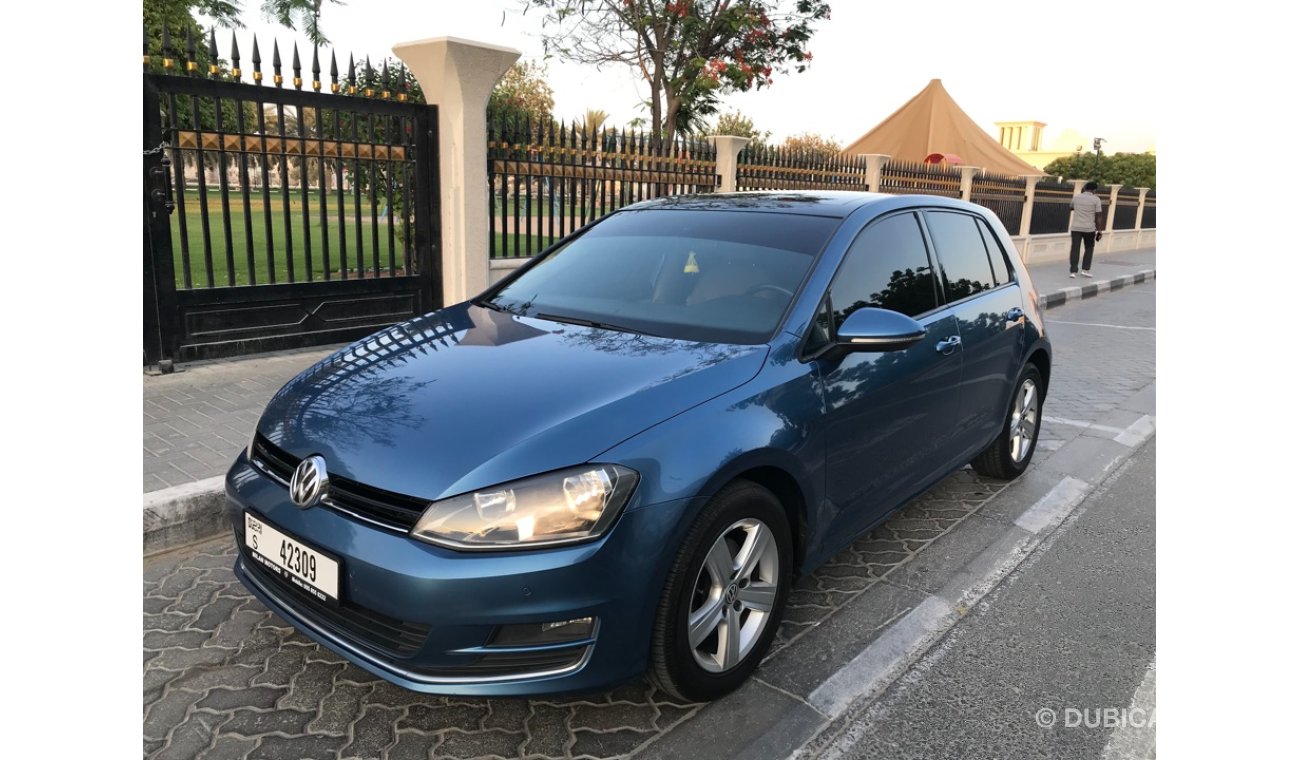 Volkswagen Golf TSI