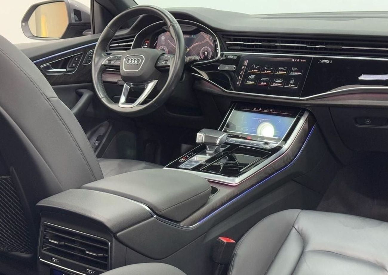 Audi Q8 55 TFSI quattro S-Line 3.0L (340 HP) 2020 Audi Q8 S-Line 55TFSI Quattro, Warranty, Full Service Hist