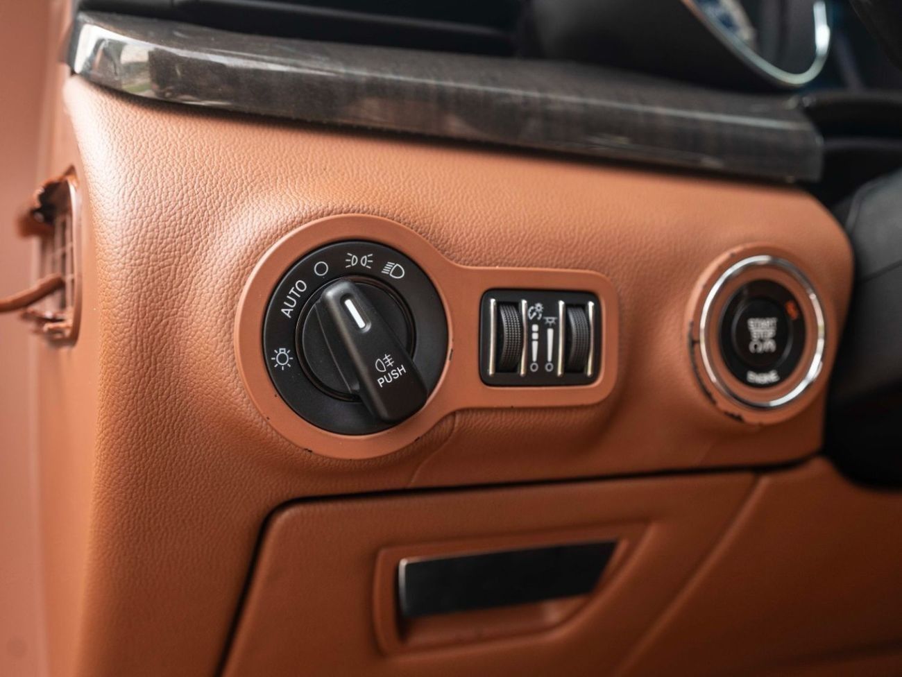 مازيراتي كواتروبورتي Std 3.0L (350 HP)