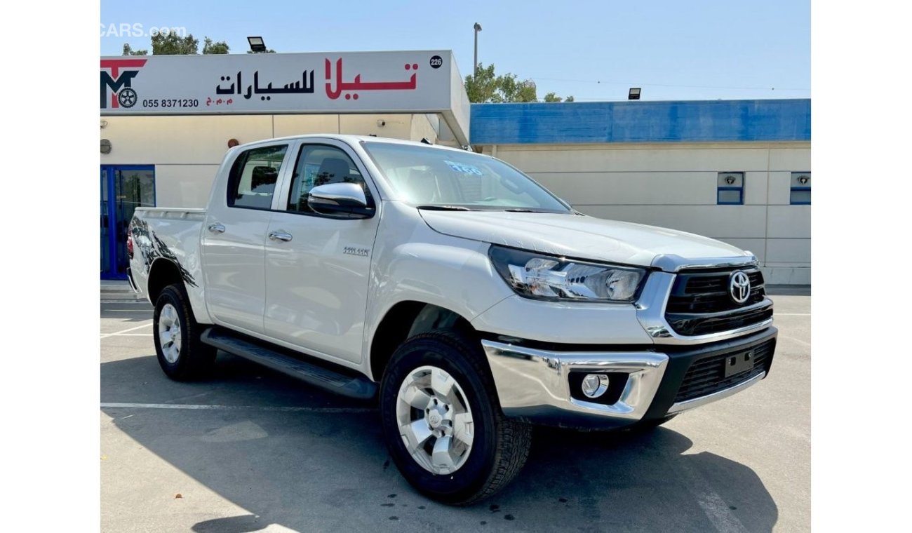 تويوتا هيلوكس 2.4L Manual White 2022