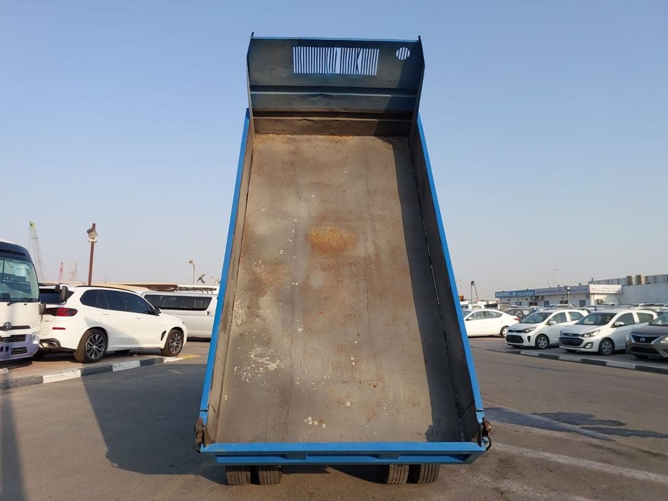 Mitsubishi Fuso Canter (RAMADAN OFFER) MITSUBISHI CANTER TRUCK RHD 1988 MODEL 8.4 L DIESEL MANUAL(PM427337)