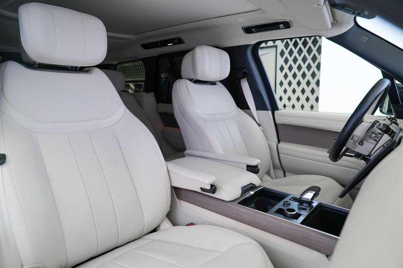 Land Rover Range Rover First Edition P530 4.4L