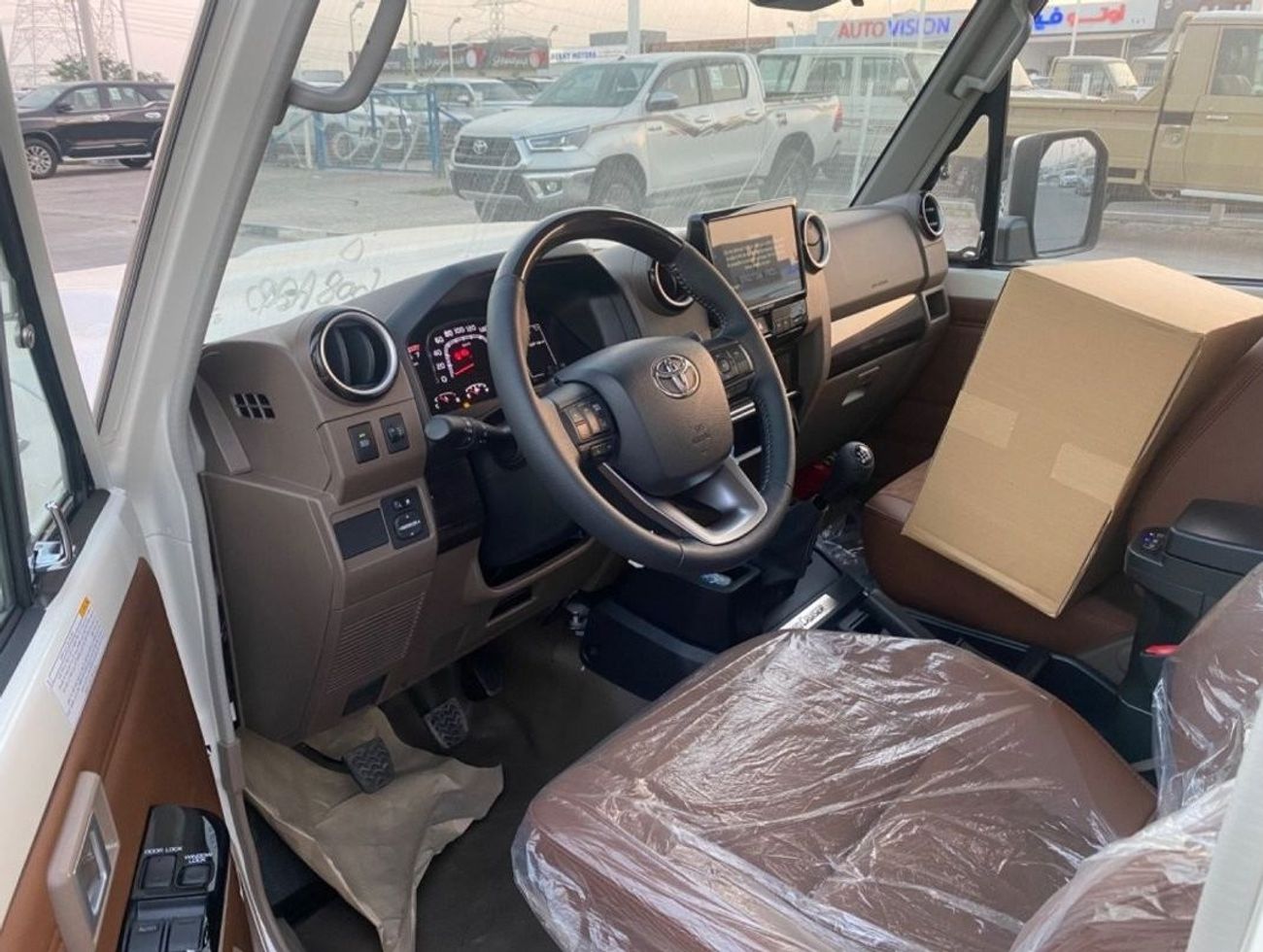 Toyota Land Cruiser Pick Up 4.0L M/T Full Option