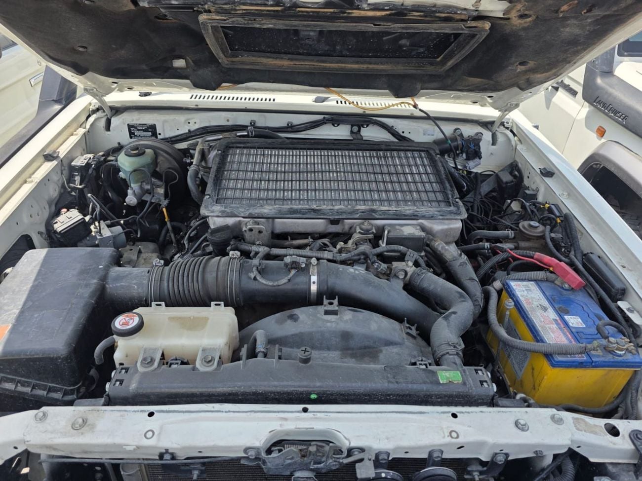 Toyota Land Cruiser Pick Up DIESEL RIGHT HAND DRIVE 4.5L ,2O15 MODEL ONLY FOR EXPORT AVAILABLE