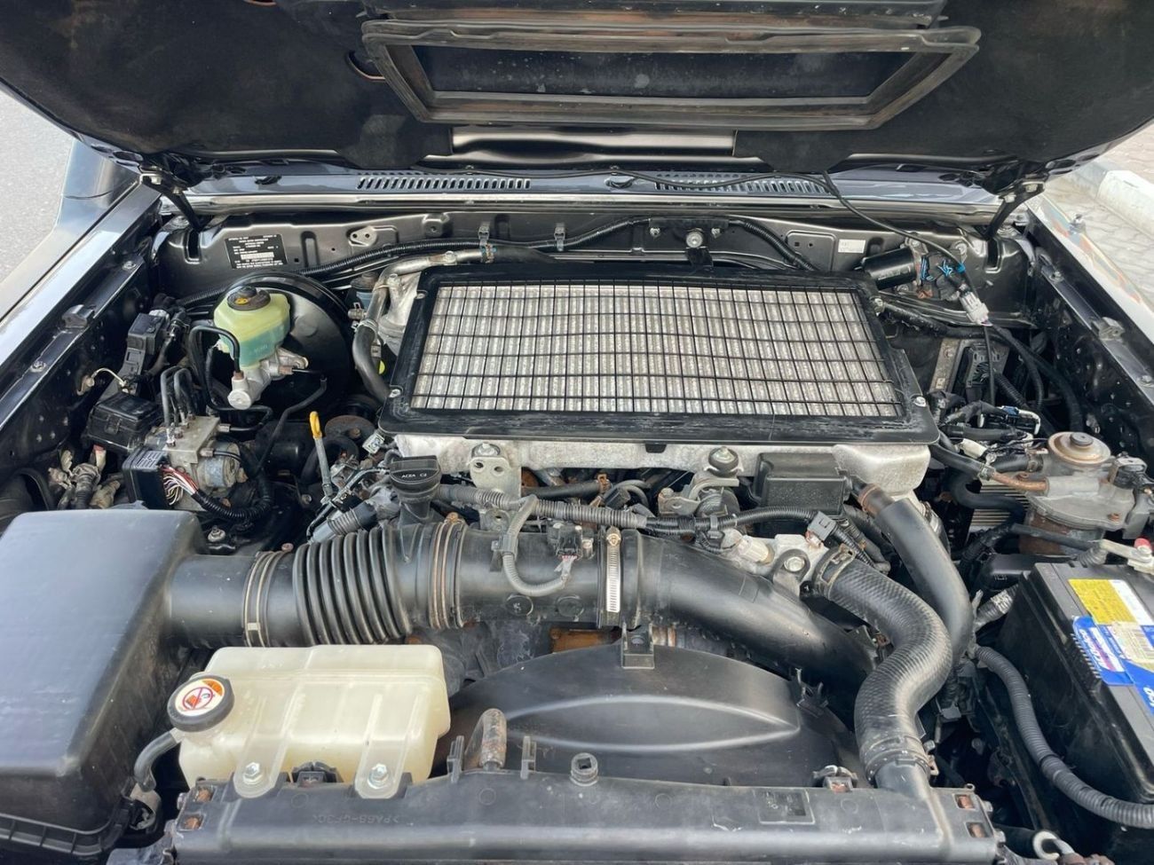 Toyota Land Cruiser Pick Up DIESEL 4.5 LITER ,RIGHT HAND DRIVE MANUAL TRANSMISSION