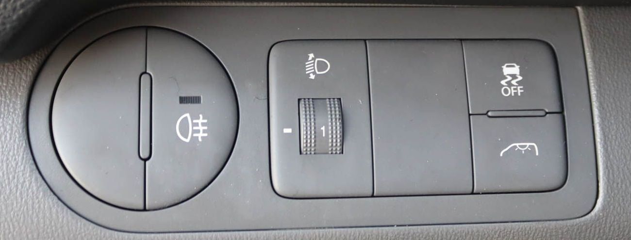 هيونداي H-1 Hyundai H1 2.4L VAN RWD 2020 GCC accident-free, in excellent condition, 820 P.M