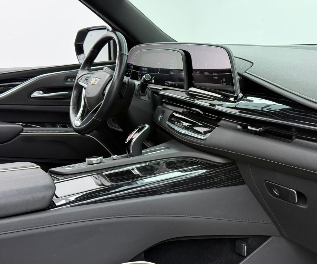 Cadillac Escalade 2023 Cadillac Escalade Sport, 2028 Cadillac Warranty + Service Pack, 8 Seater, Fully Loaded, GCC