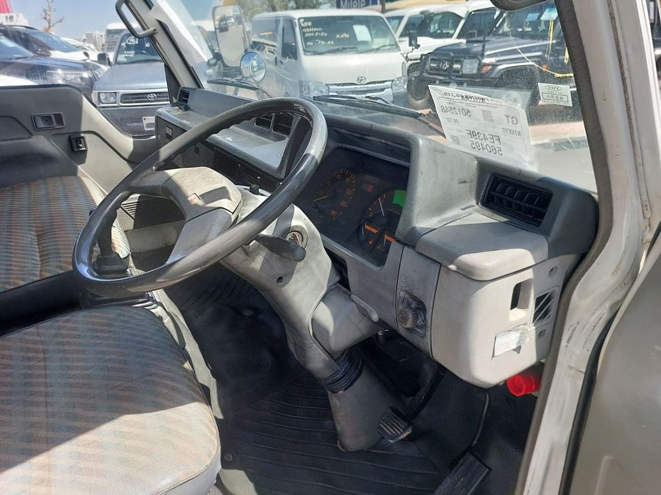 Mitsubishi Fuso Canter MITSUBISHI CANTER TRUCK RHD 1992 MODEL 3.9 L DIESEL MANUAL(PM60495)