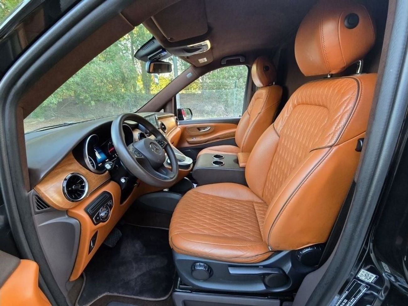 مرسيدس بنز V 250 Std 2.1L