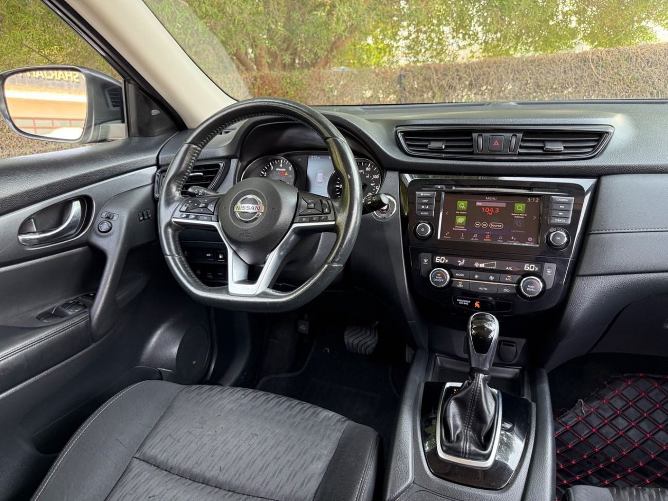 نيسان روج Nissan Rogue 2018 SV V4 Full automatic