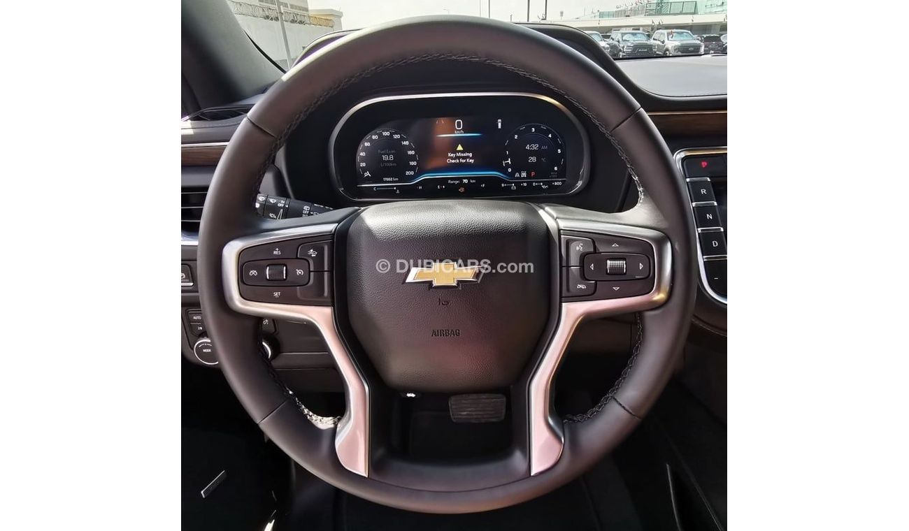 Chevrolet Suburban Chevrolet LT Suburban - 2023- Black