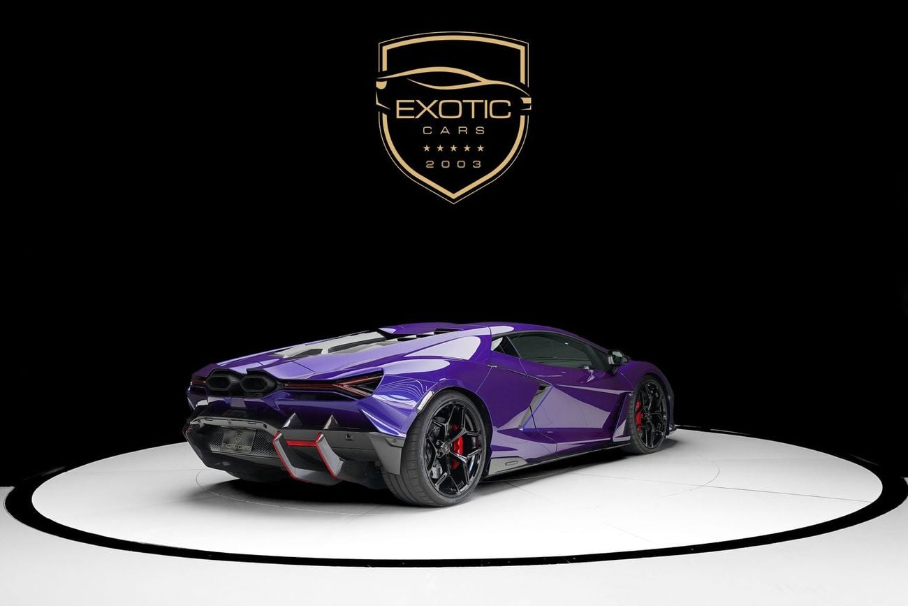 لامبورغيني ريفويلتو 6.5L V12 Hybrid