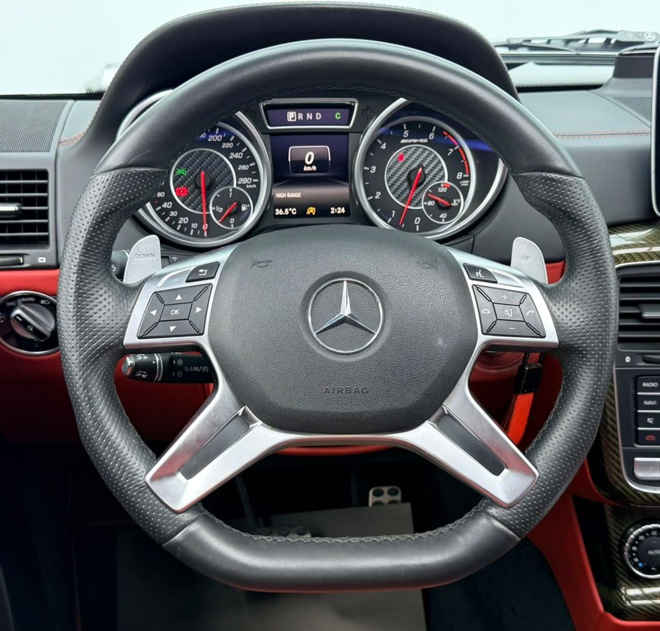 مرسيدس بنز G 63 AMG STANDARD مرسيدس بنز G63 AMG موديل 2017، سجل صيانة كامل، مقصورة داخلية من ألياف الكربون، حالة ممتازة، خليجية