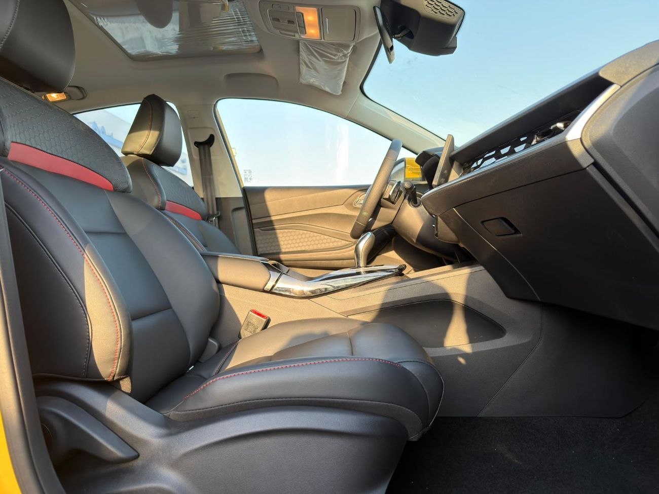MG GT LUXURY 1.5L Turbo Petrol 2023 Export Price @ 37,000 AED