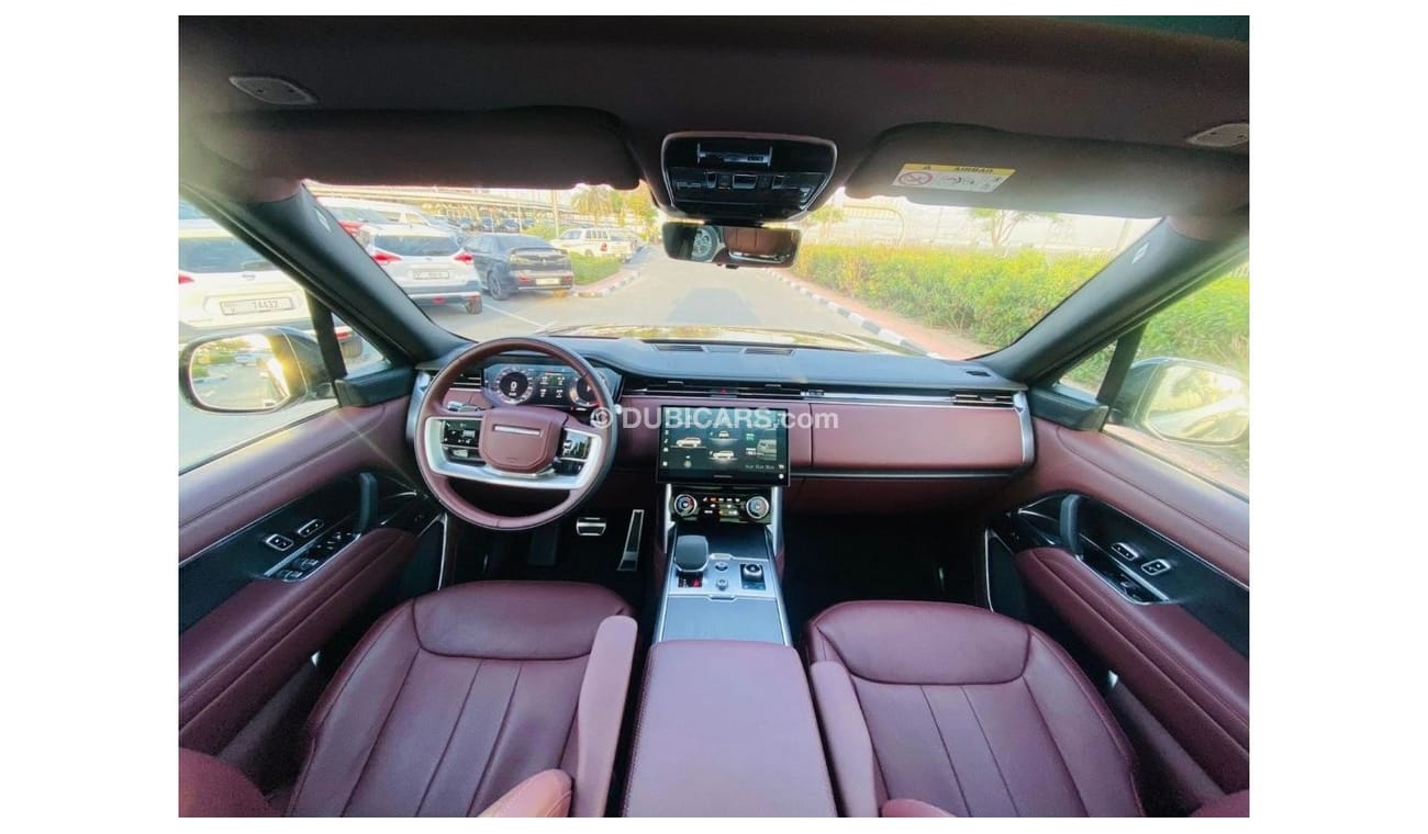 لاند روفر رينج روفر GCC SPEC UNDER WARRANTY AND SERVICE CONTRACT