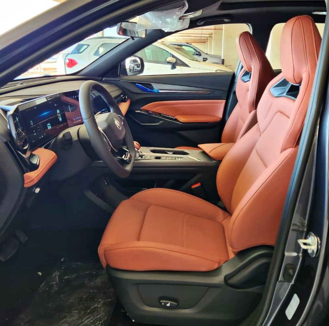 Changan X5 Plus Full option - Panoramic roof - 360 degree camera - Automatic seats