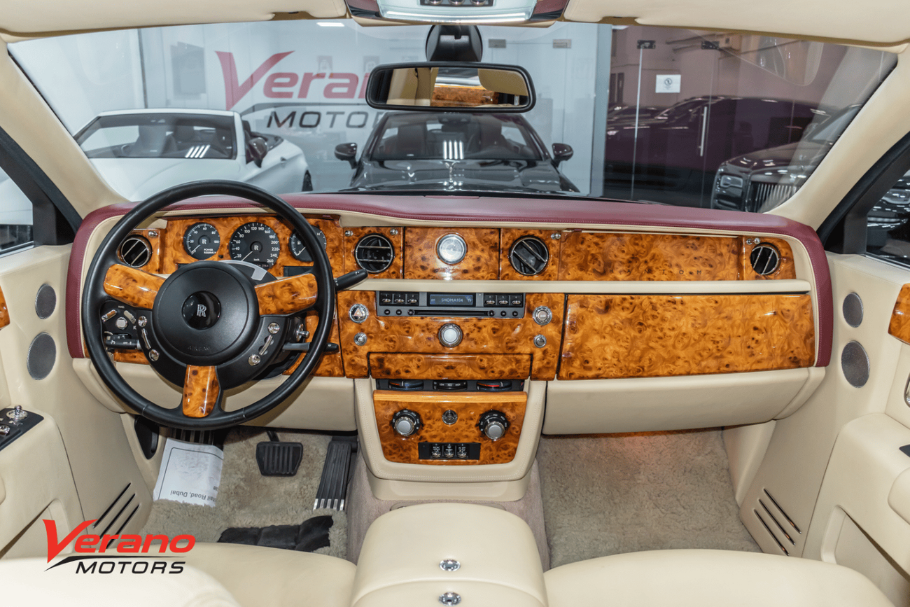 رولز رويس فانتوم Std 6.8L Sedan