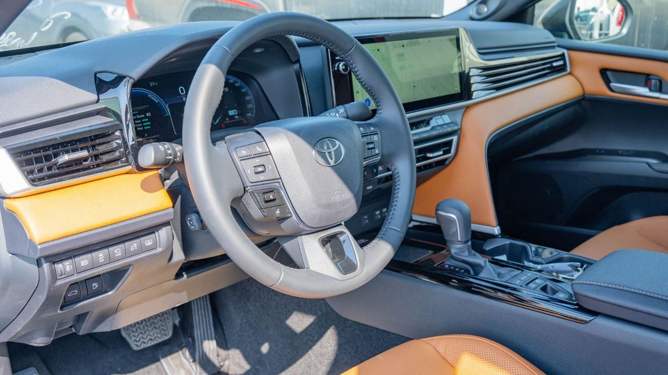 تويوتا كامري 2025 Toyota Camry Lumiere 2.5L HEV Full option - GCC