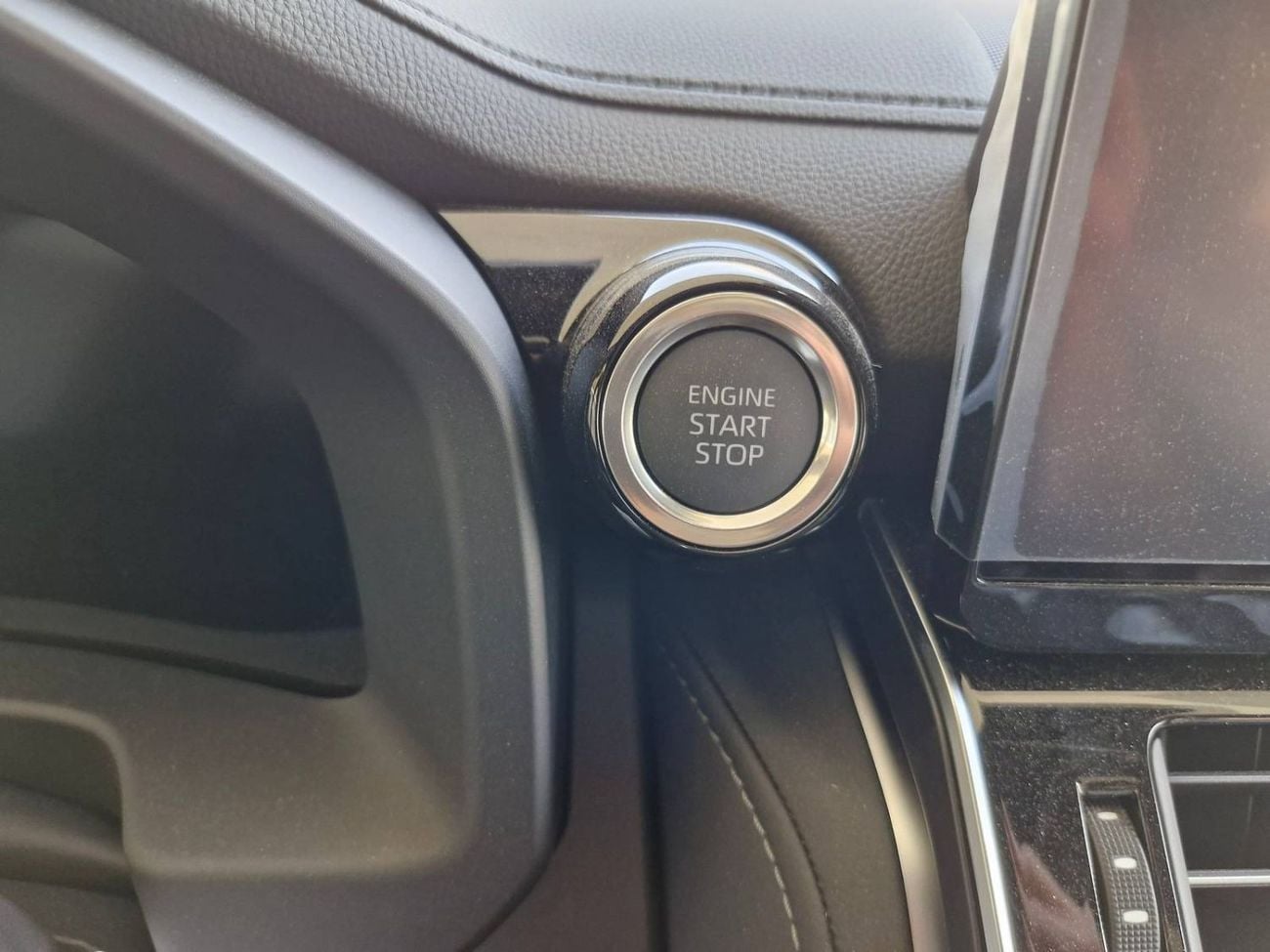 تويوتا لاند كروزر Toyota LC300 VX 4.0 2026 Full option