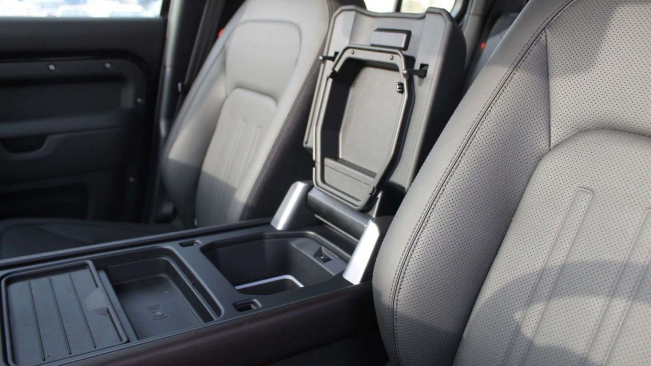 Land Rover Defender 3.0L 110 P400 X Edition 2023YM