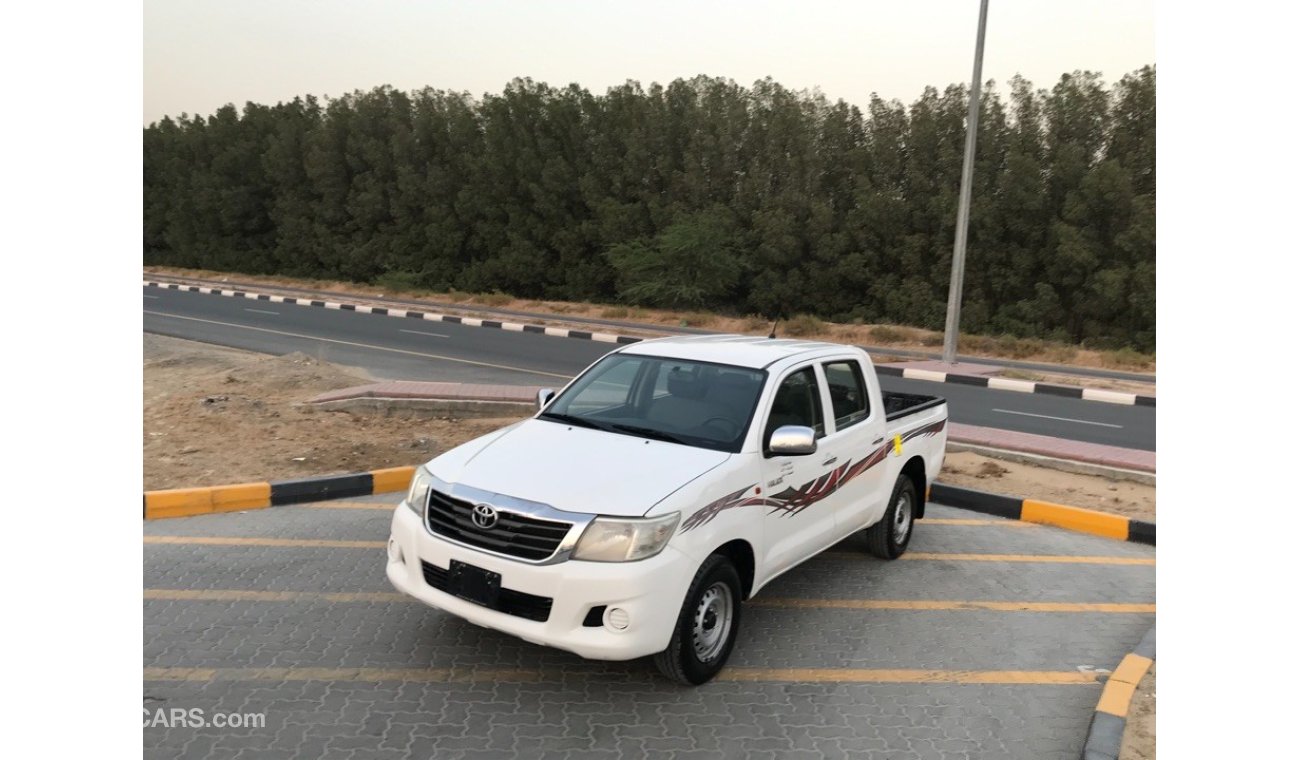 Toyota Hilux 2014 4X2 Diesel Ref#294