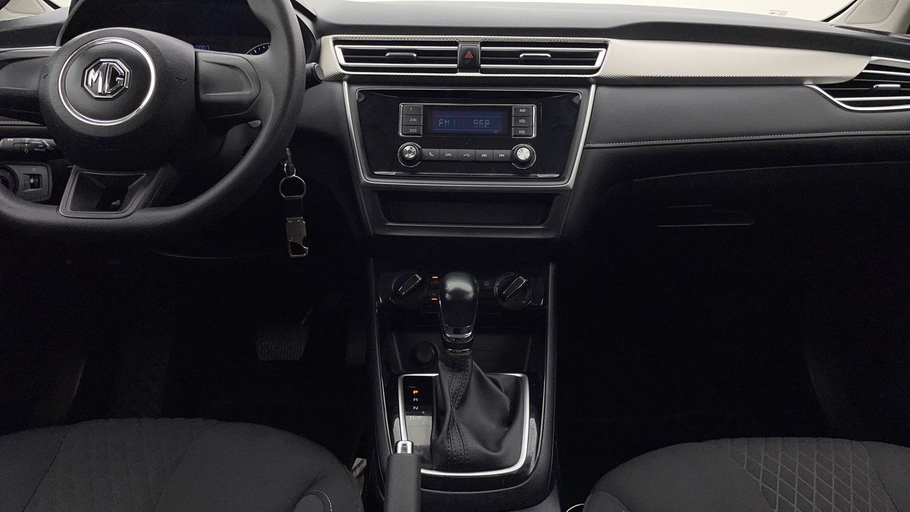 أم جي 5 STD 1.5 | بدون دفعة مقدمة | اختبار قيادة مجاني للمنزل