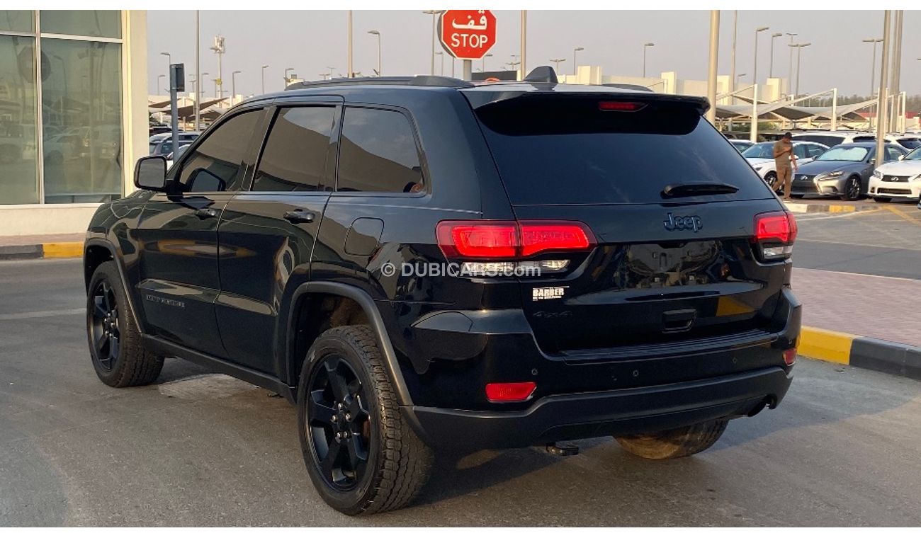 جيب جراند شيروكي Laredo 3.6L -V6