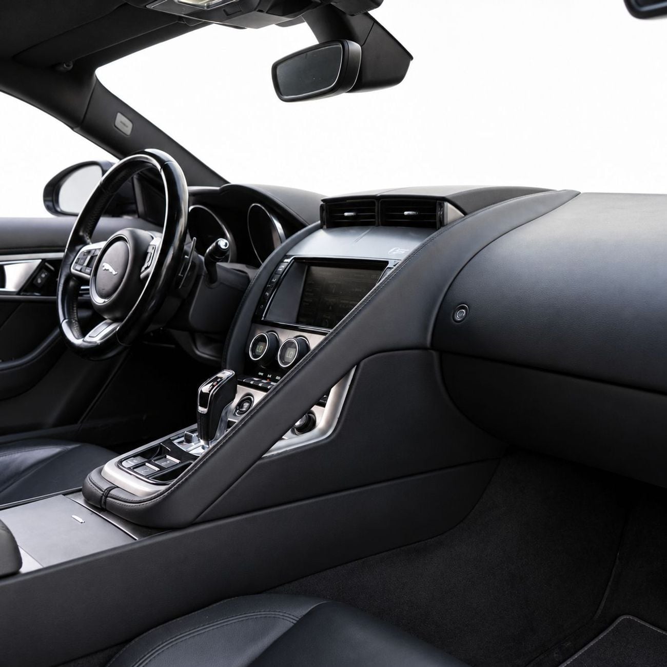 Jaguar F-TYPE STANDARD AED 6,433 P.M • 0% Downpayment • Jaguar F-Type V6 • 1 Year Warranty