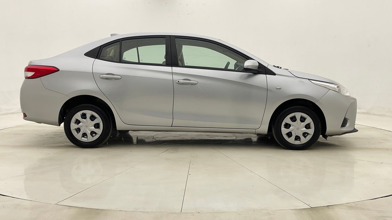 تويوتا يارس SE 1.5 | بدون دفعة مقدمة | اختبار القيادة في المنزل