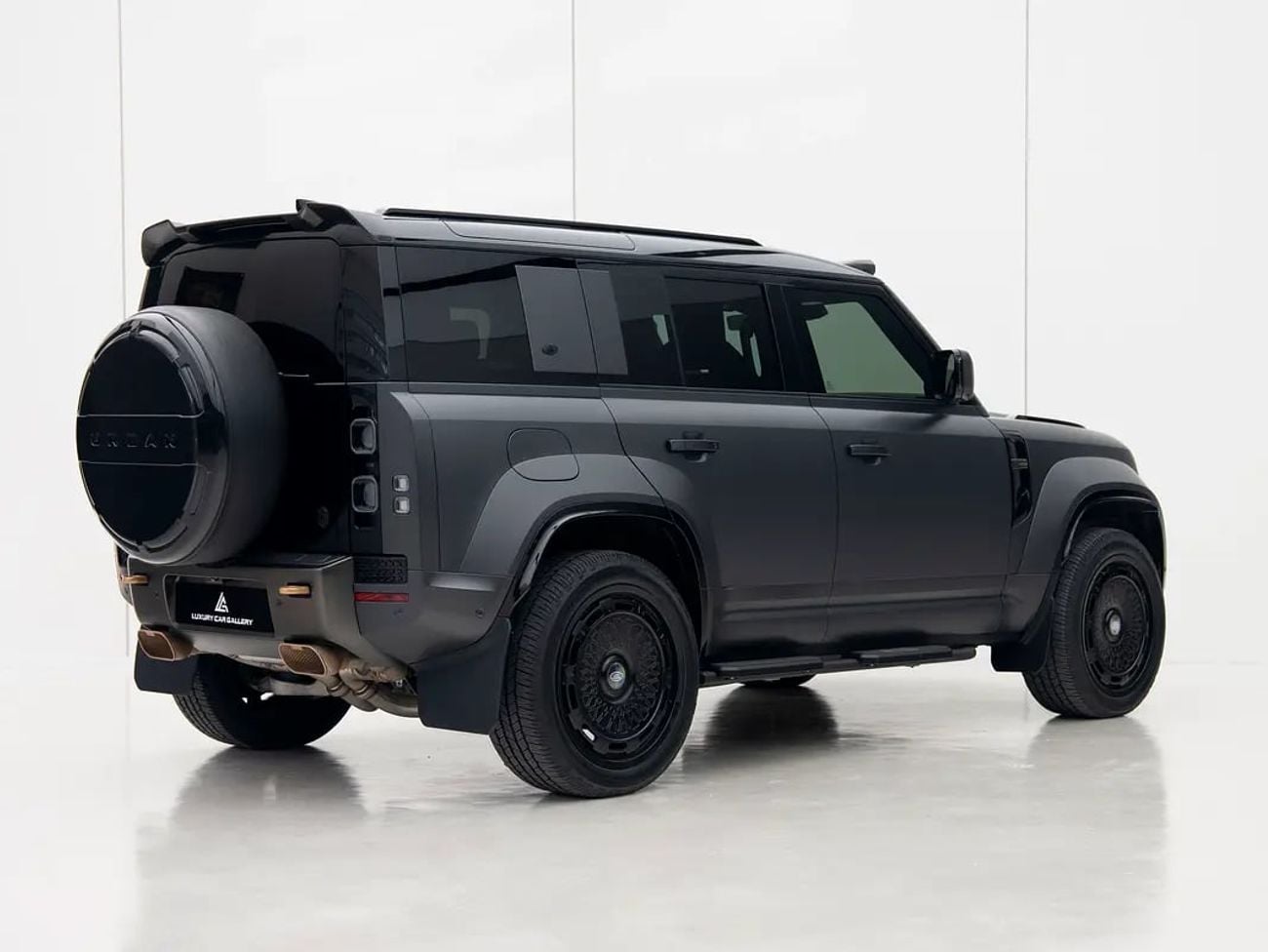 لاند روفر ديفندر 1 OF 1 URBAN AUTOMOTIVE OCTA | 4 YEAR WORLDWIDE WARRANTY | 700 BHP